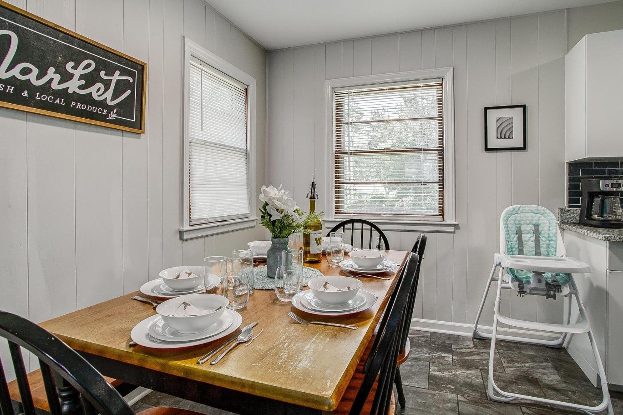 Chic Home With Huge Grassy Yard 7 Mins To Arrowhead Stadium Independence Exterior foto